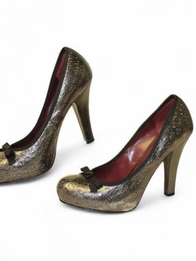 Marc Jacobs Gold Metallic Embossed High Heel Pumps with Bow